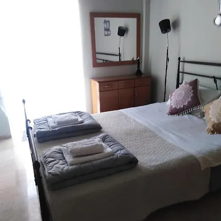 Seasite Peraias House